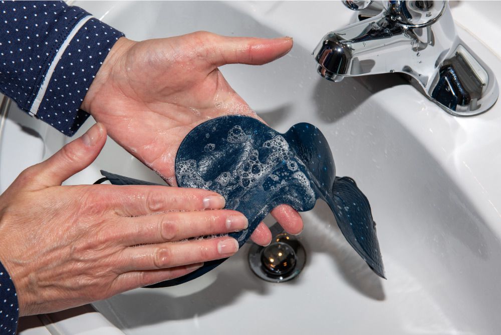 Handwash Facebrace  sink hand